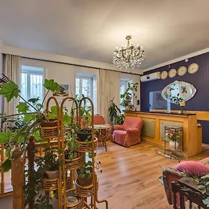 House 52 Boutique Отель